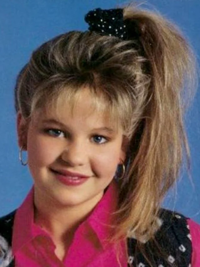 Side-Part Ponytail