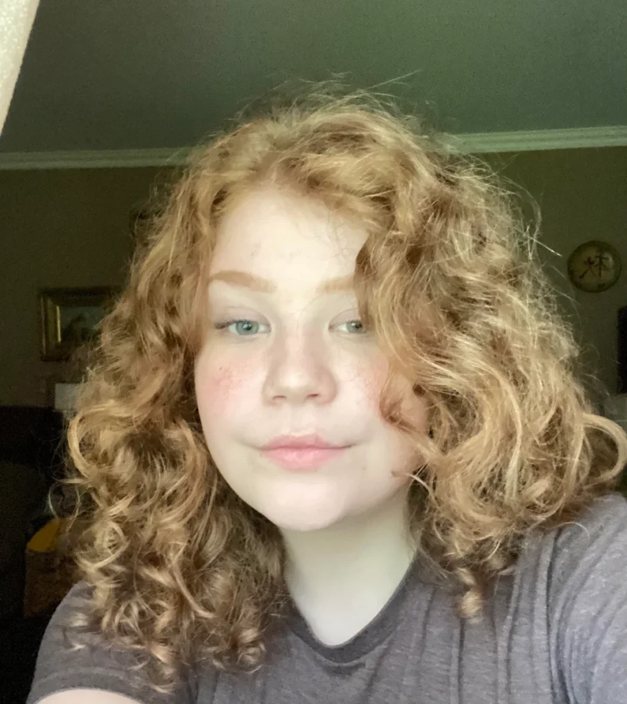 Side-Parted Curly Bob